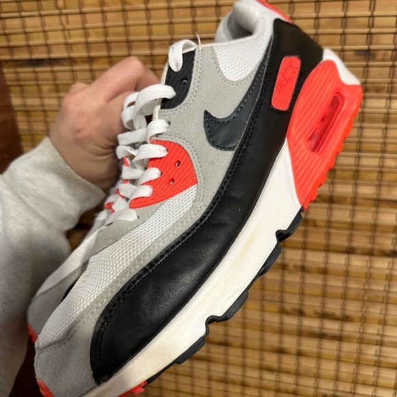 Air Max 90s - Picture 5 of 5